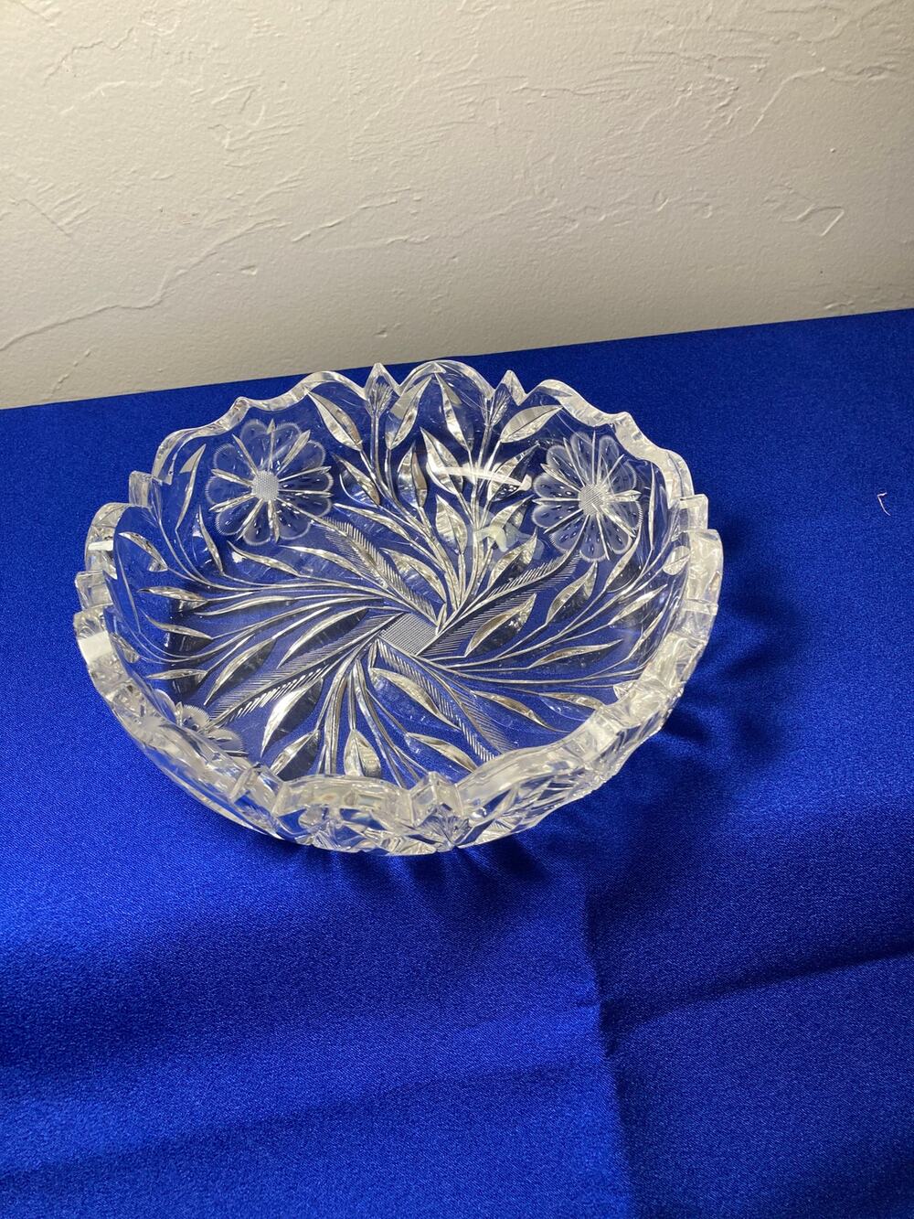 Vintage crystal bowl
